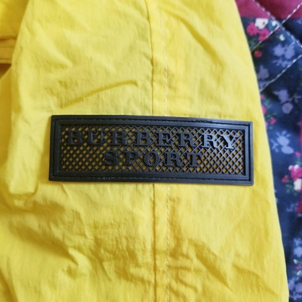 Burberry WINDBREAKER/RAIN jacket 6 Womens - Picture 4 of 15